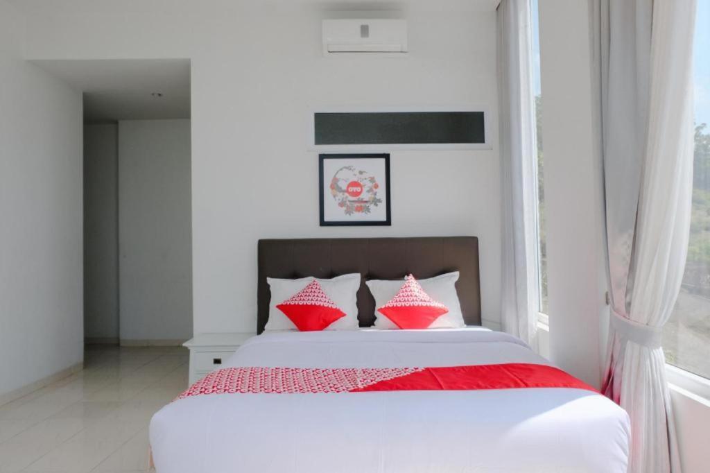 Oyo 1194 Villa Bukit Panderman Residence Batu  Eksteriør bilde
