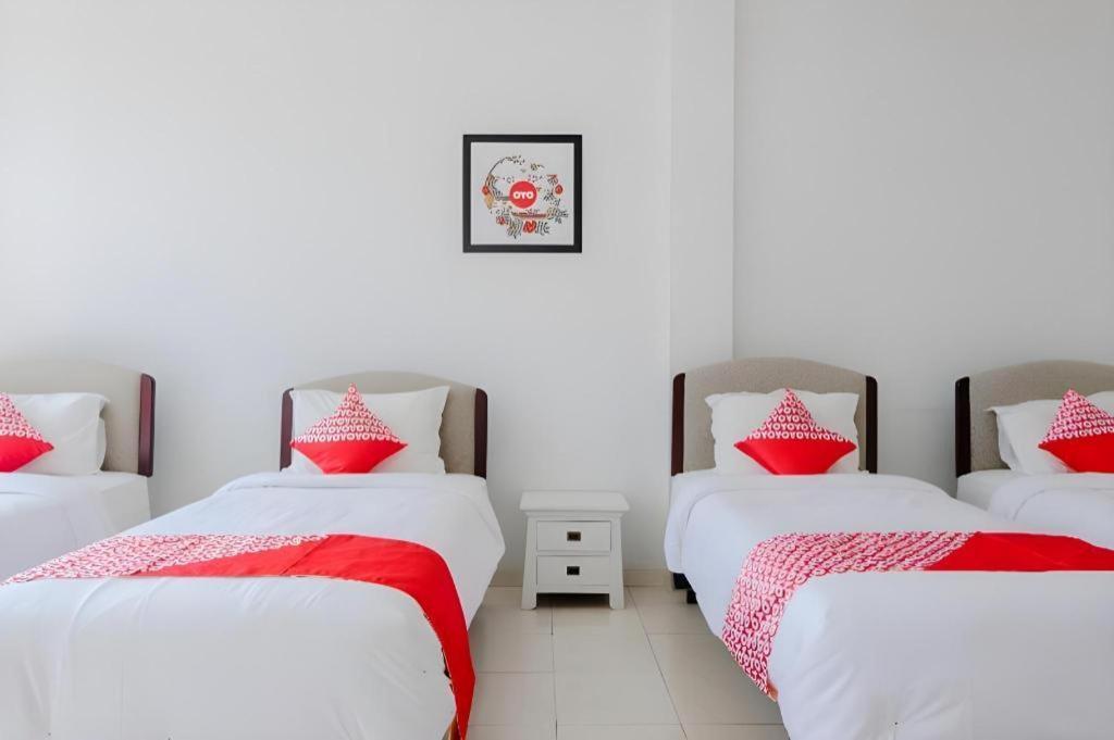 Oyo 1194 Villa Bukit Panderman Residence Batu  Eksteriør bilde