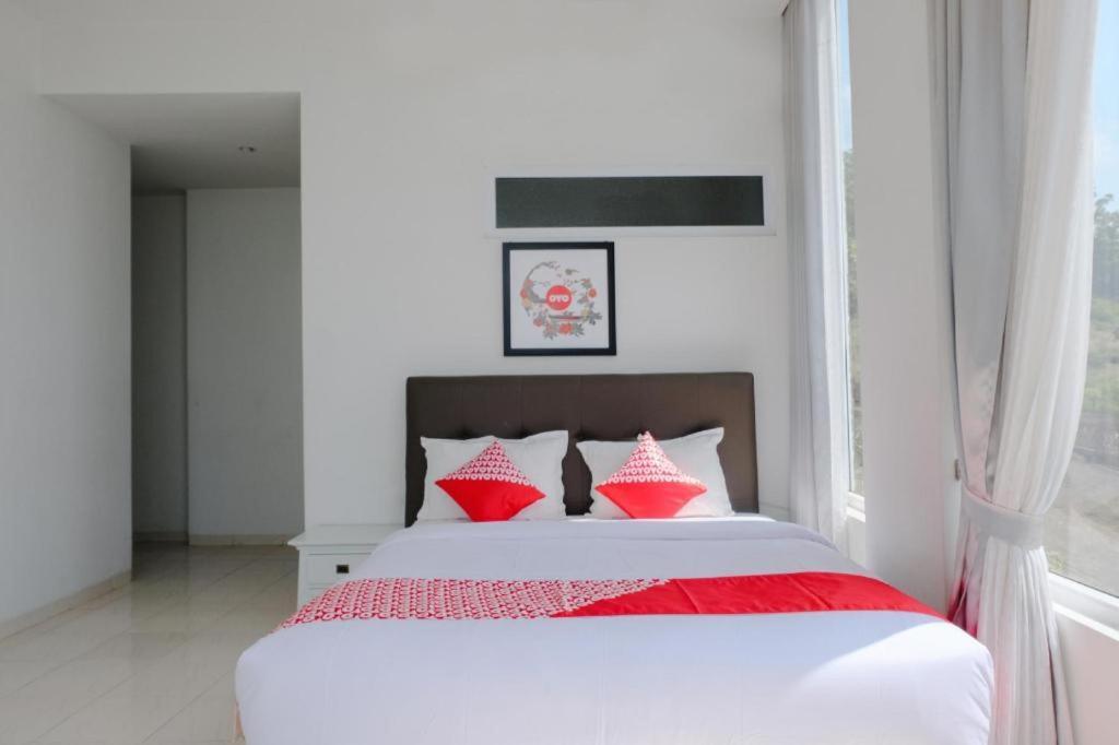 Oyo 1194 Villa Bukit Panderman Residence Batu  Eksteriør bilde