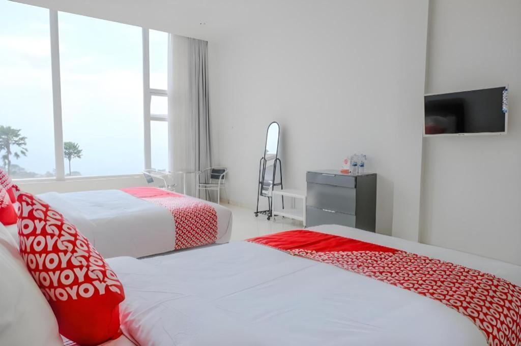 Oyo 1194 Villa Bukit Panderman Residence Batu  Eksteriør bilde